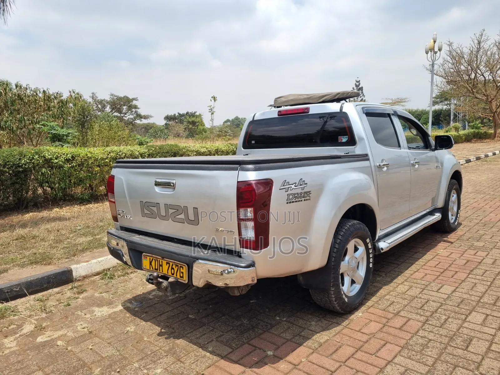 Isuzu D-MAX 2015 Silver