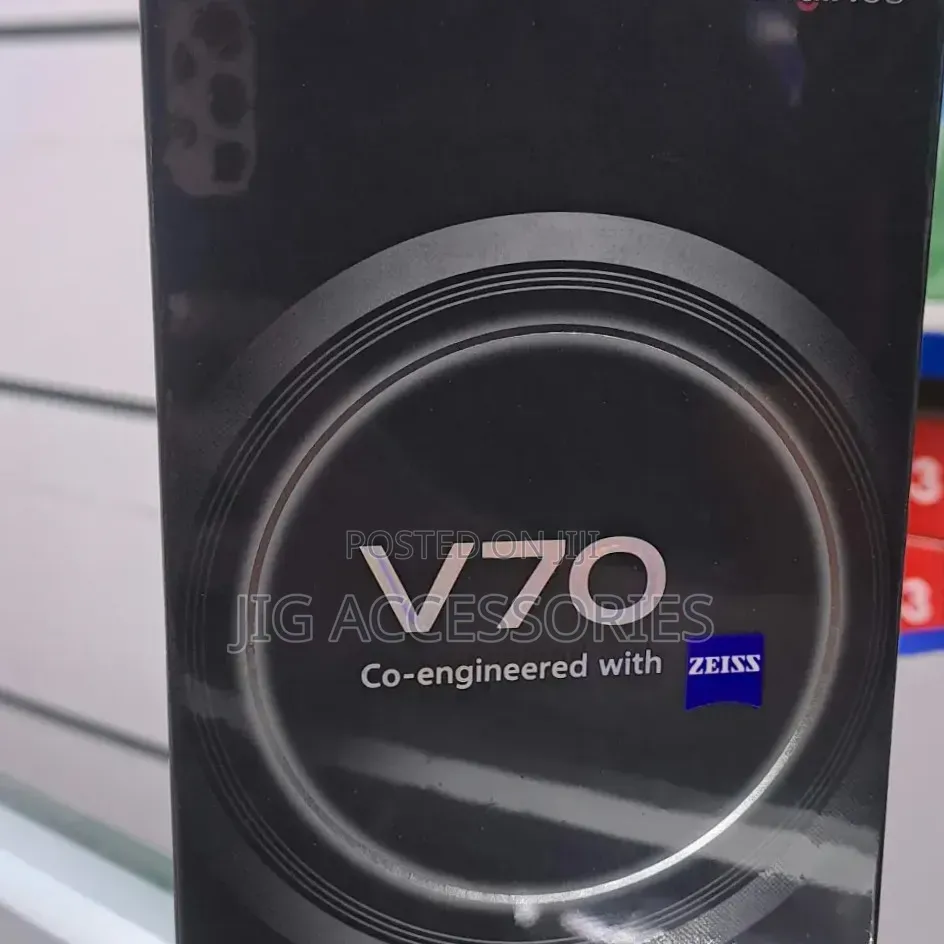 New Vivo V70 256 GB Black