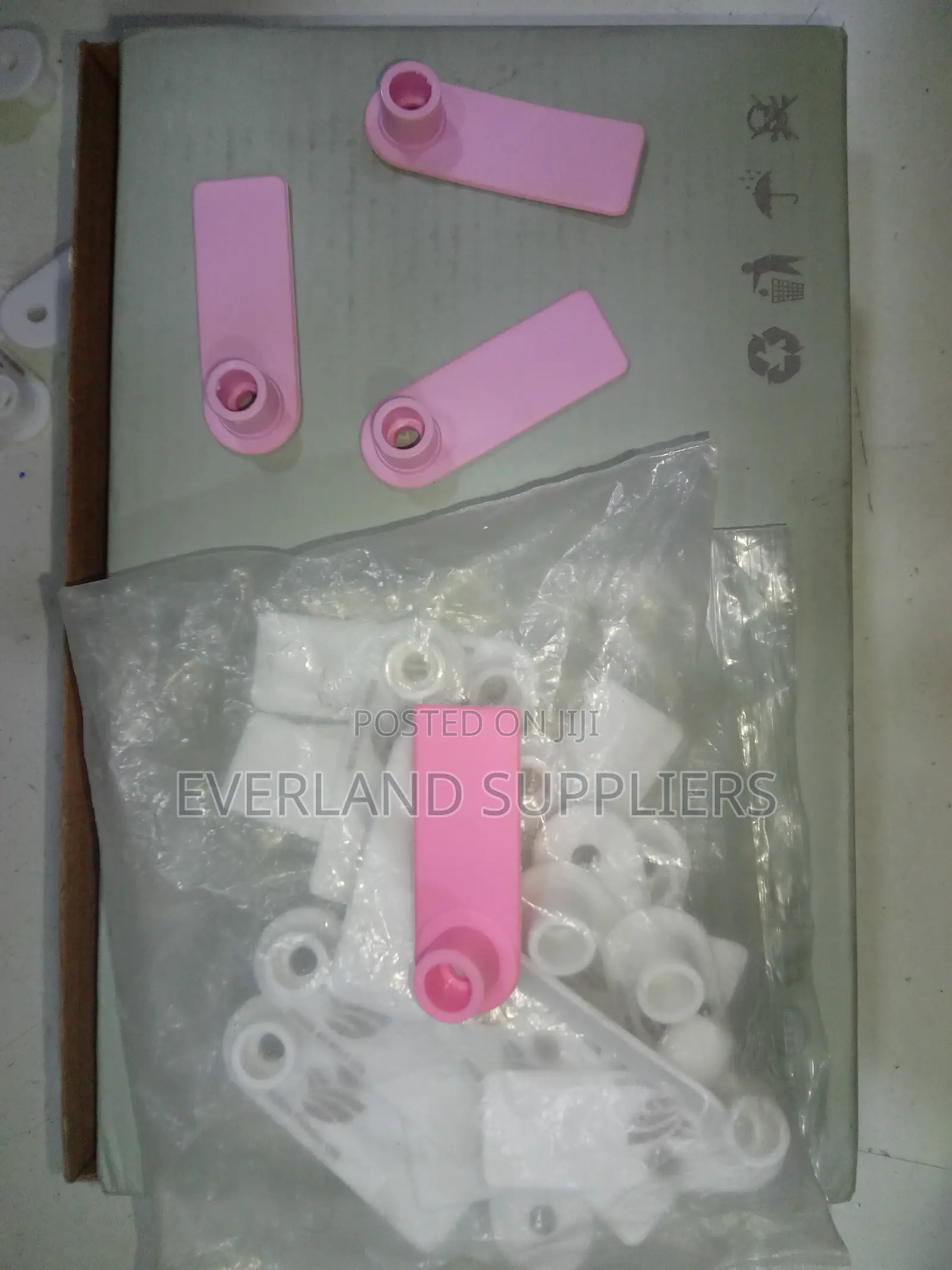 Ear Tags - Instant Visual Reference