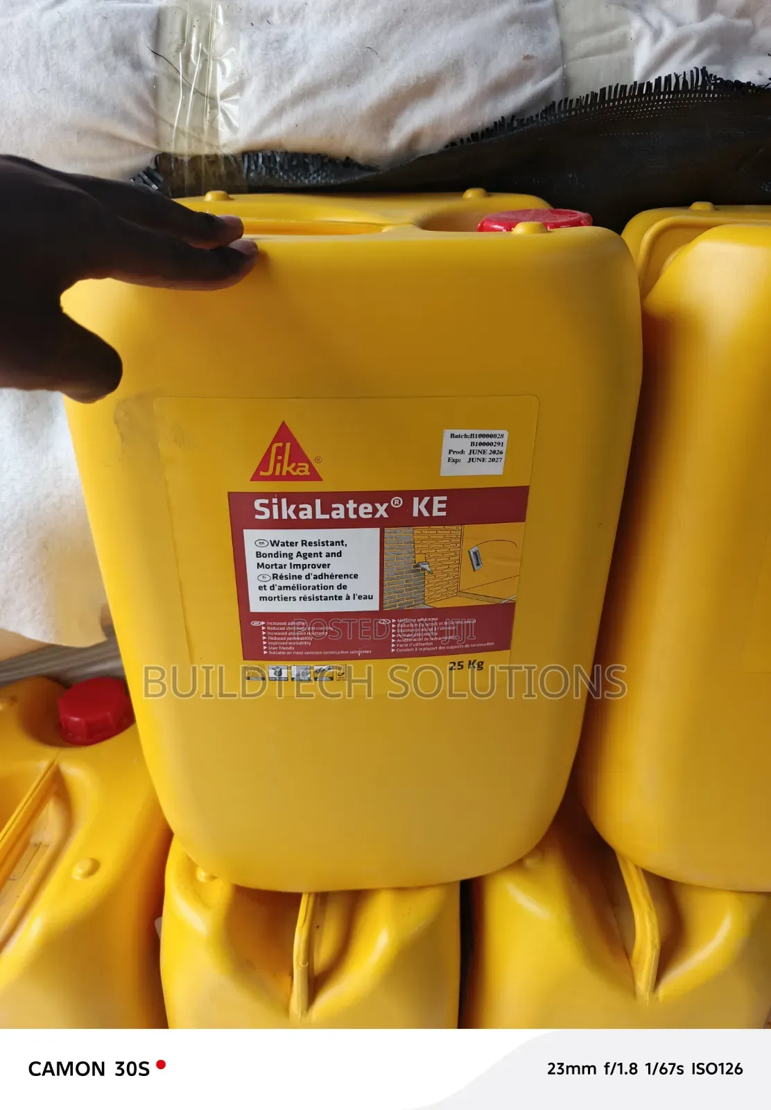 SikaLatex Latex Bonding Agent – Construction Grade