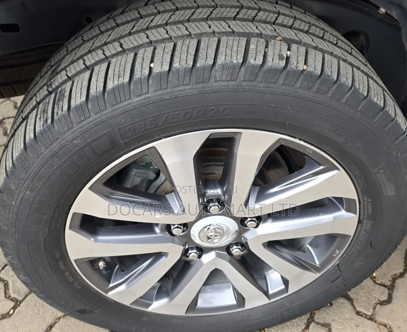 Toyota Land Cruiser Prado 2005 Silver