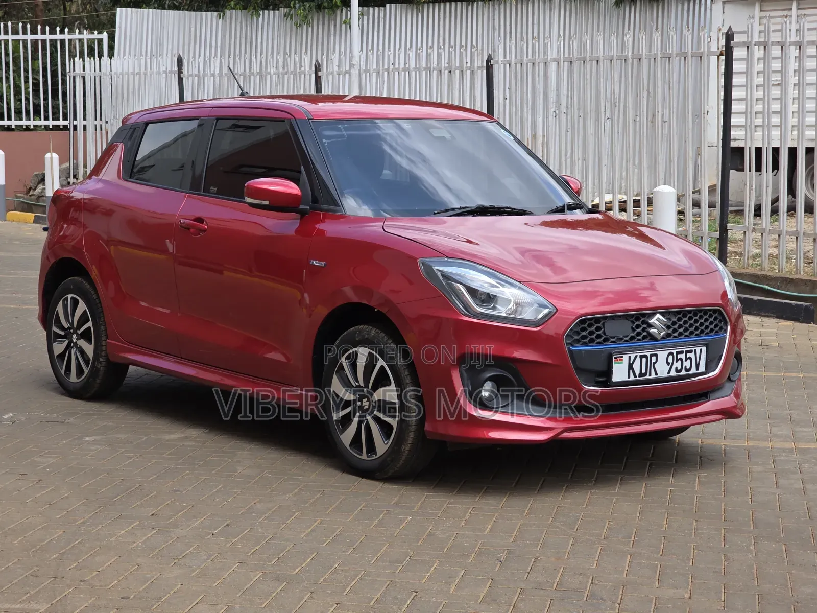 Suzuki Swift 2017 Red