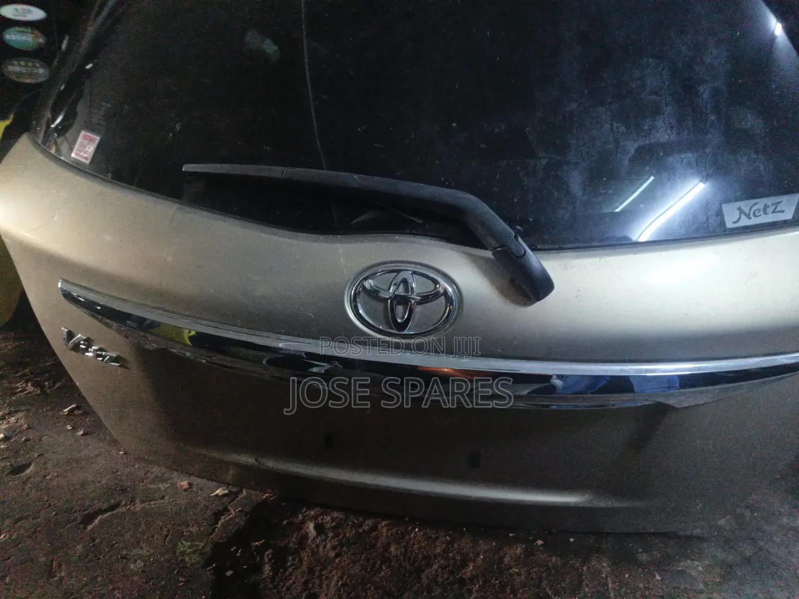 Toyota Vitz Boot