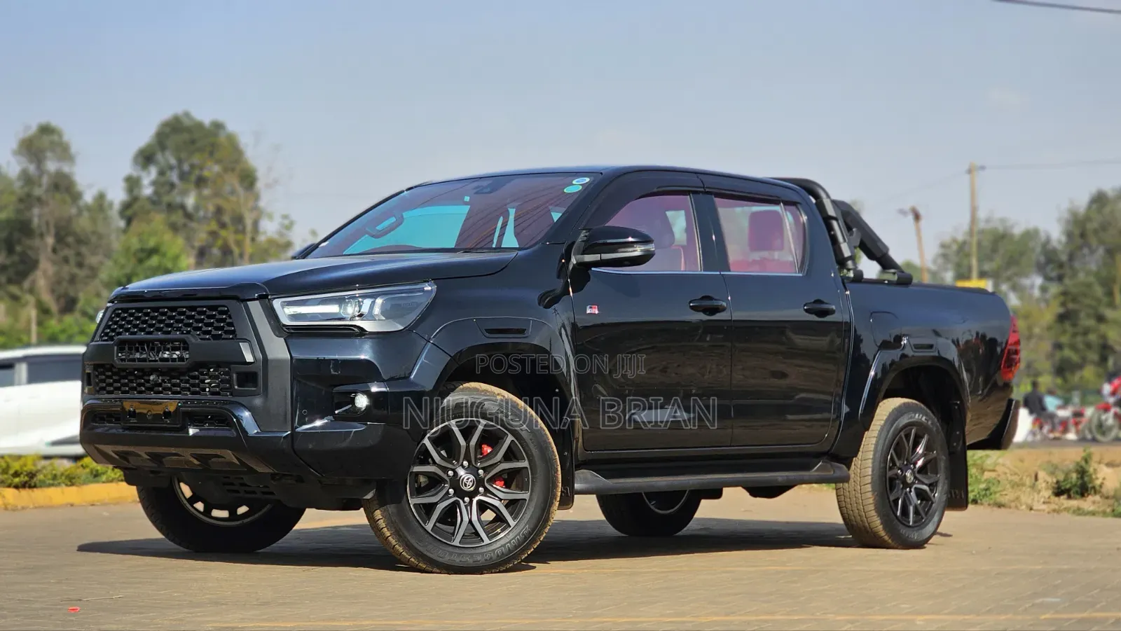 Toyota Hilux 2022 Black