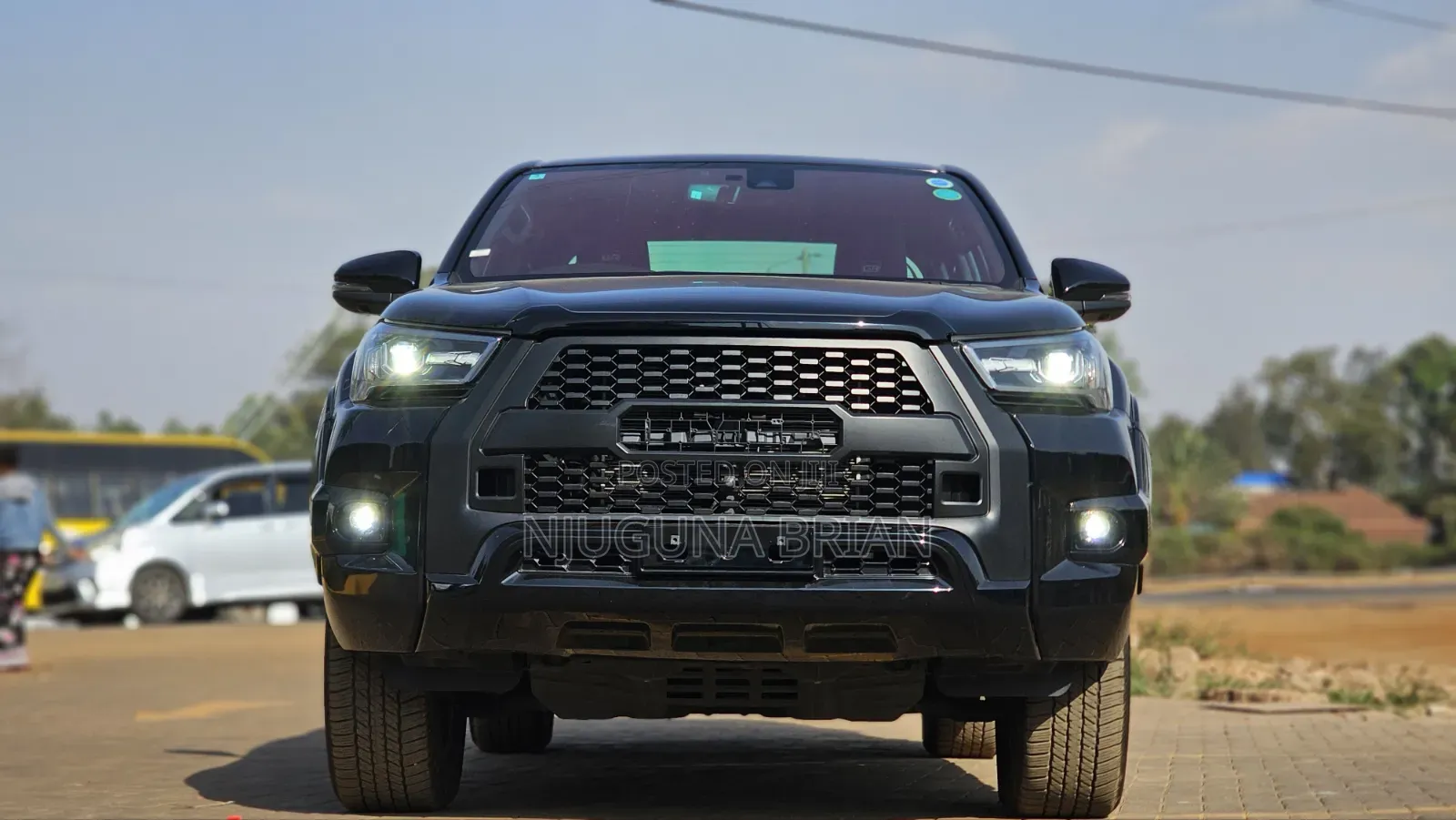 Toyota Hilux 2022 Black