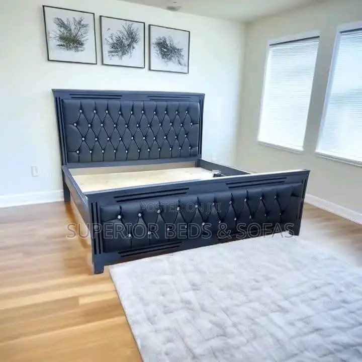 5x6 Black Diamond-Tufted Mocket Bed: Free Delivery