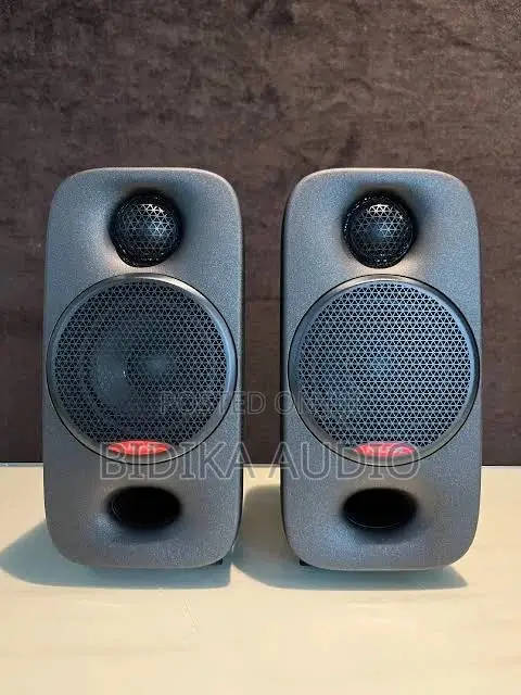 NUX Axon 3 Studio Monitors