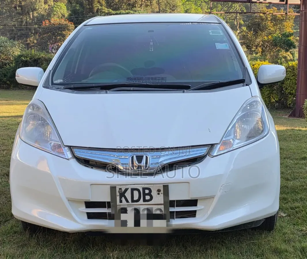 Honda Fit 2013 White