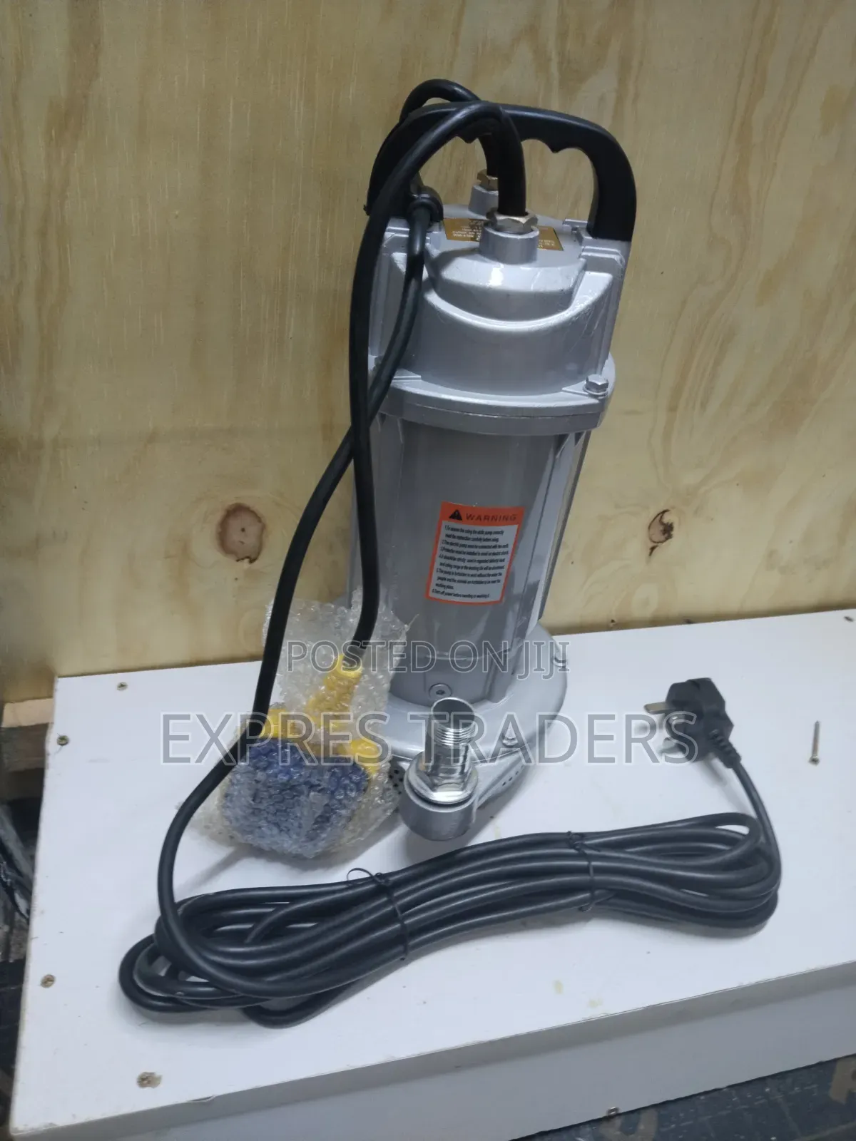 40 Metres,1 H.p Submersible Pump