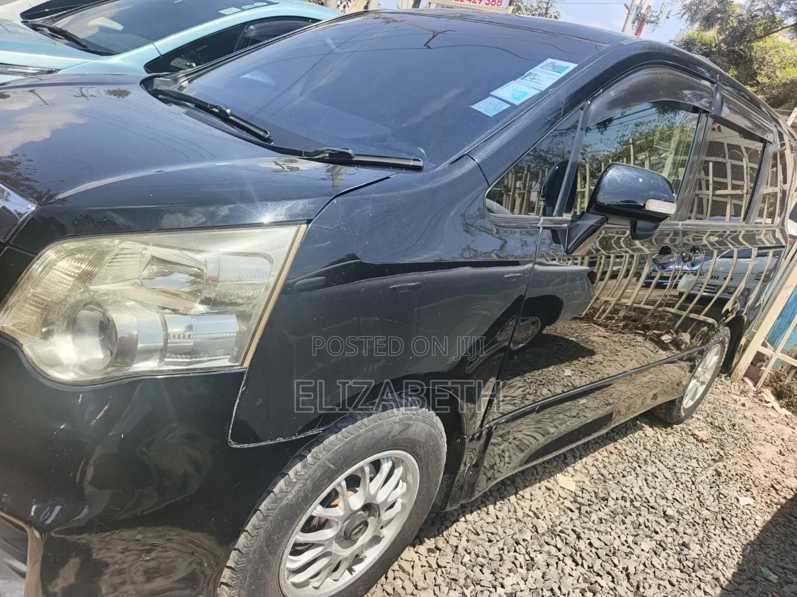 Toyota Noah 2012 Black