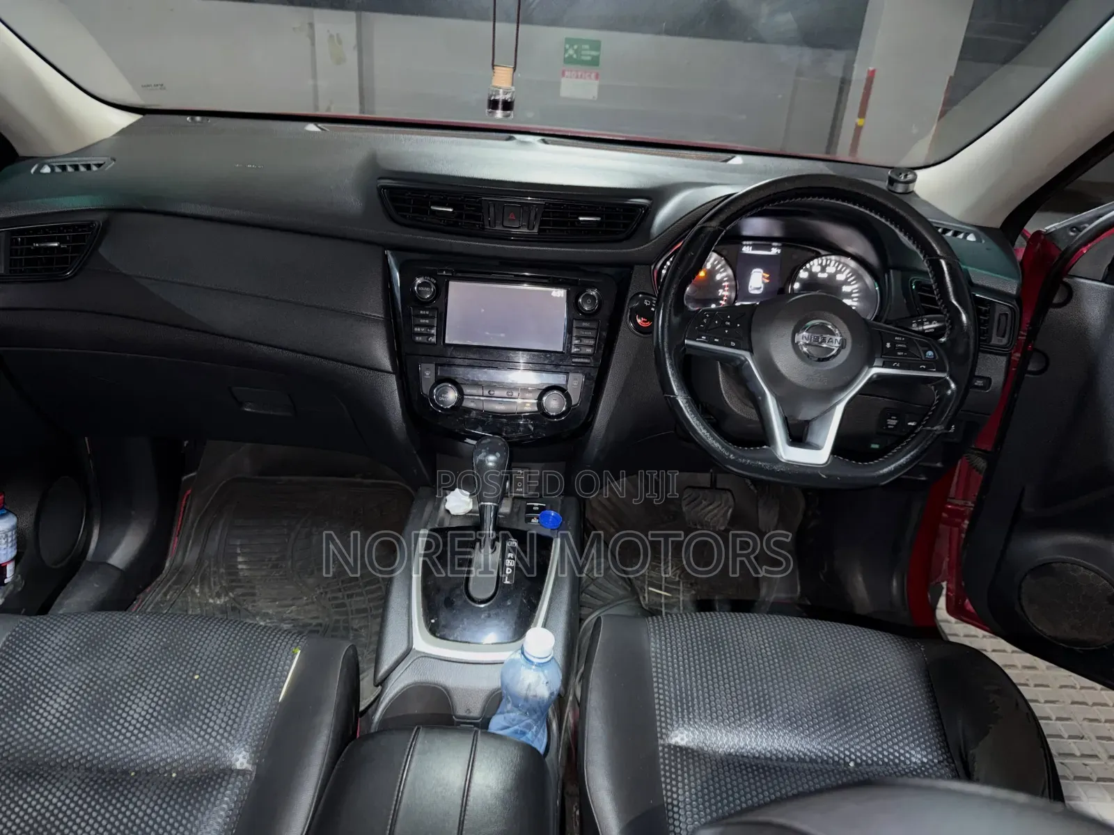 Nissan X-Trail 2.0 Petrol AWD 2016 Red