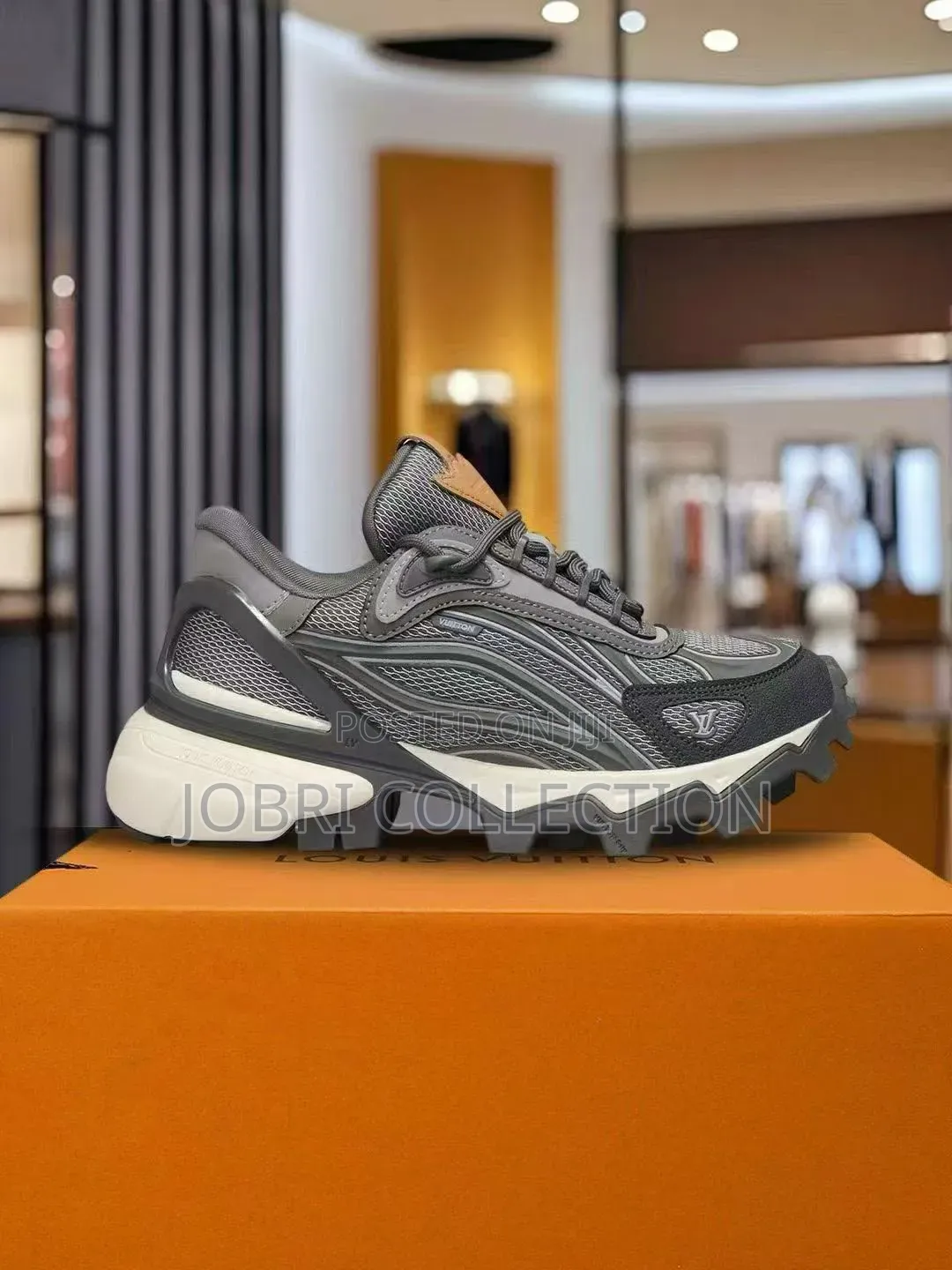 Designer Louis Vuitton Summit Sneakers
