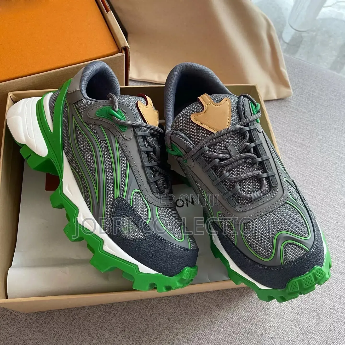 Designer Louis Vuitton Summit Sneakers