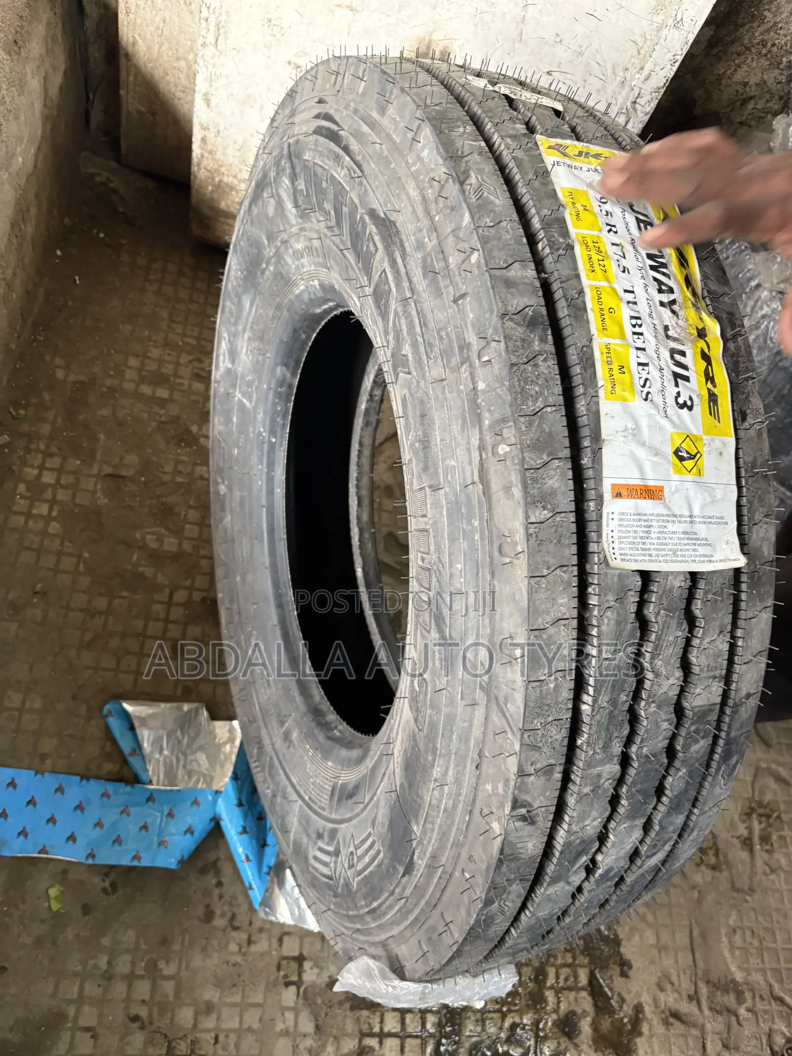9.5R17.5 Jk Tyre