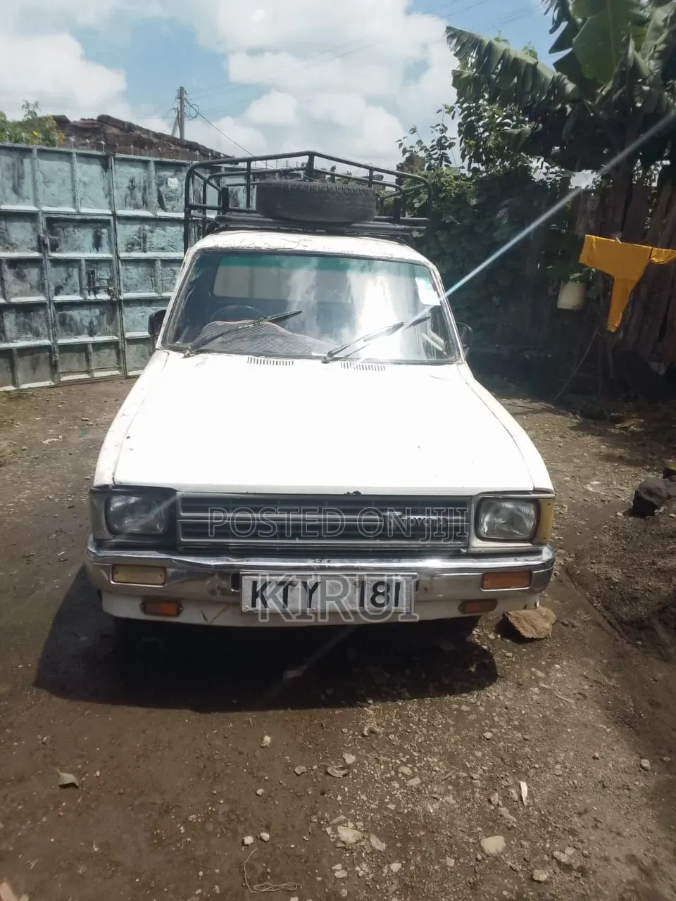 Toyota Hilux 1997 White
