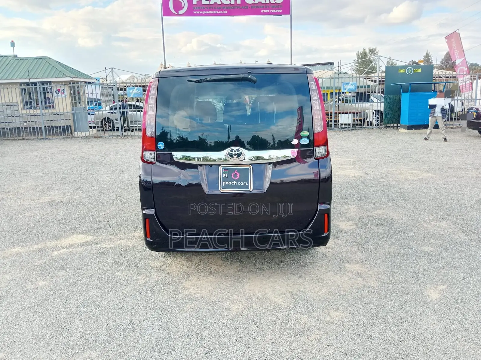 Toyota Noah 2017 Black