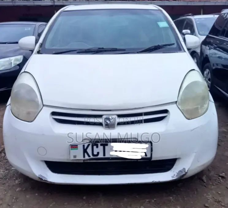 Toyota Passo 2012 White
