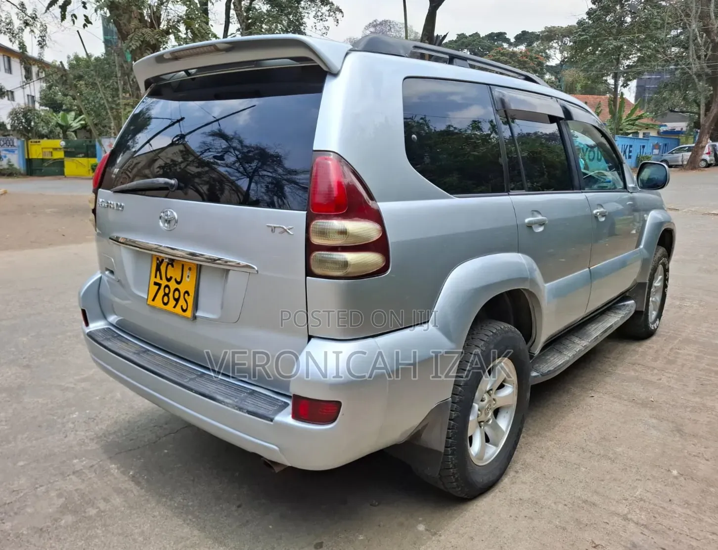 Toyota Land Cruiser Prado 2009 Silver