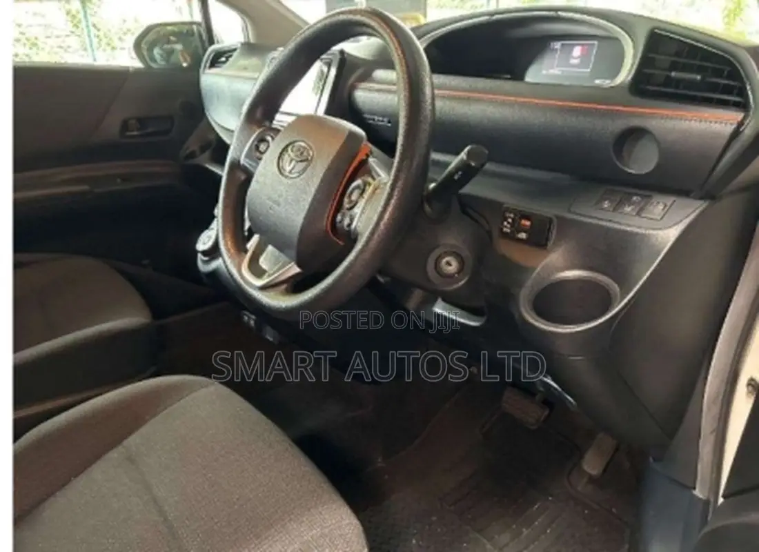 Toyota Sienta 2019 Pearl