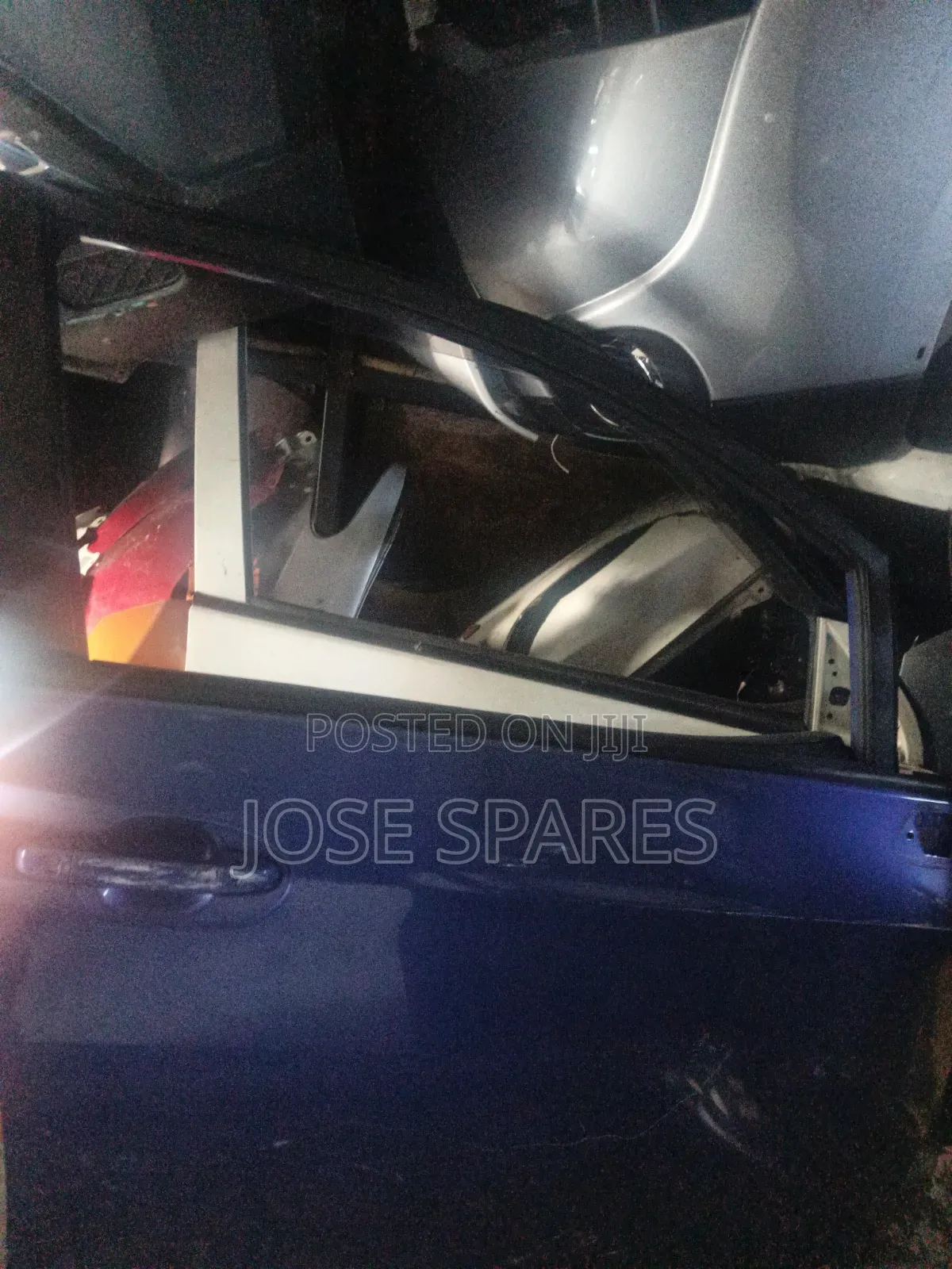 Toyota Ractis Drivers Door