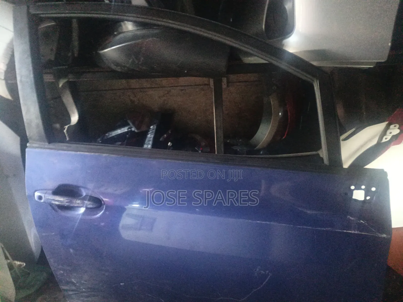 Toyota Ractis Drivers Door