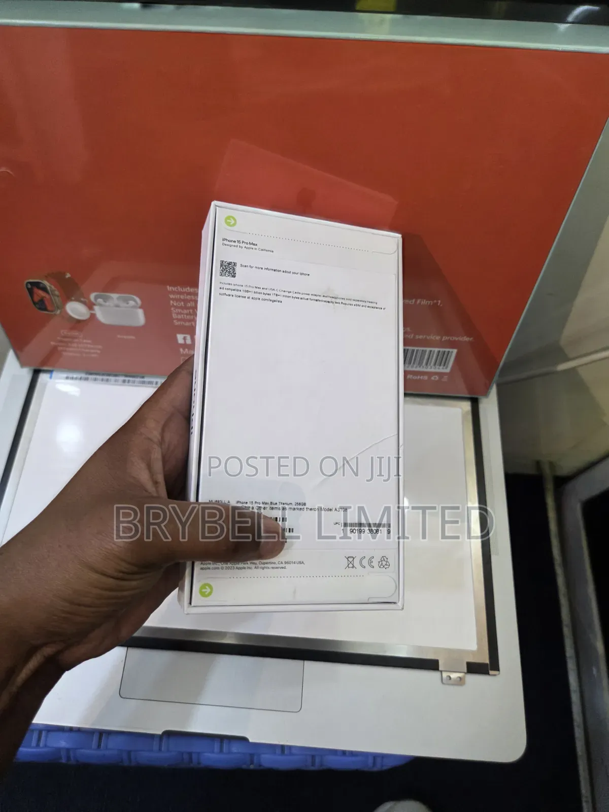 New Apple iPhone 15 Pro Max 256 GB Black