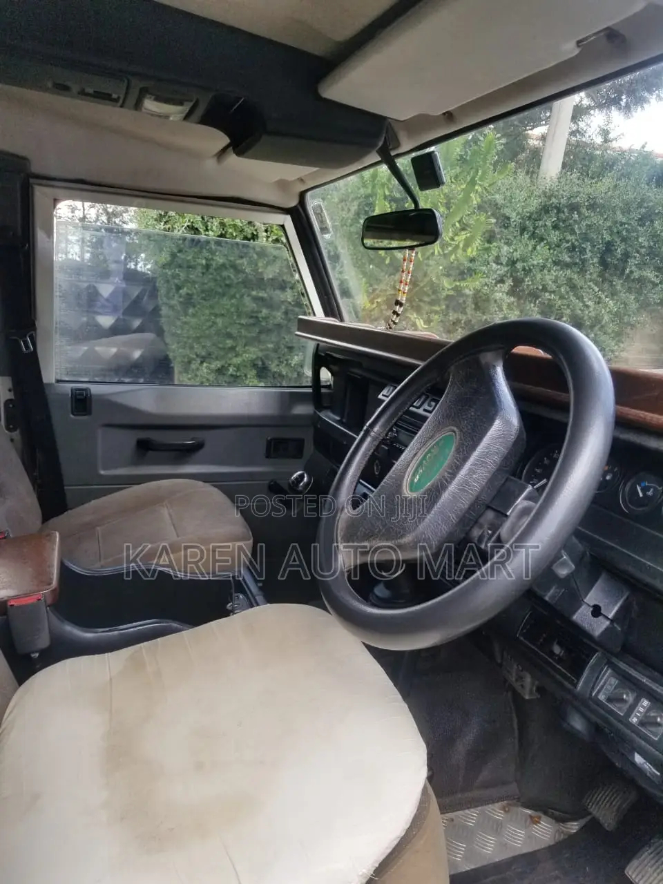 Land Rover Defender 2001 White