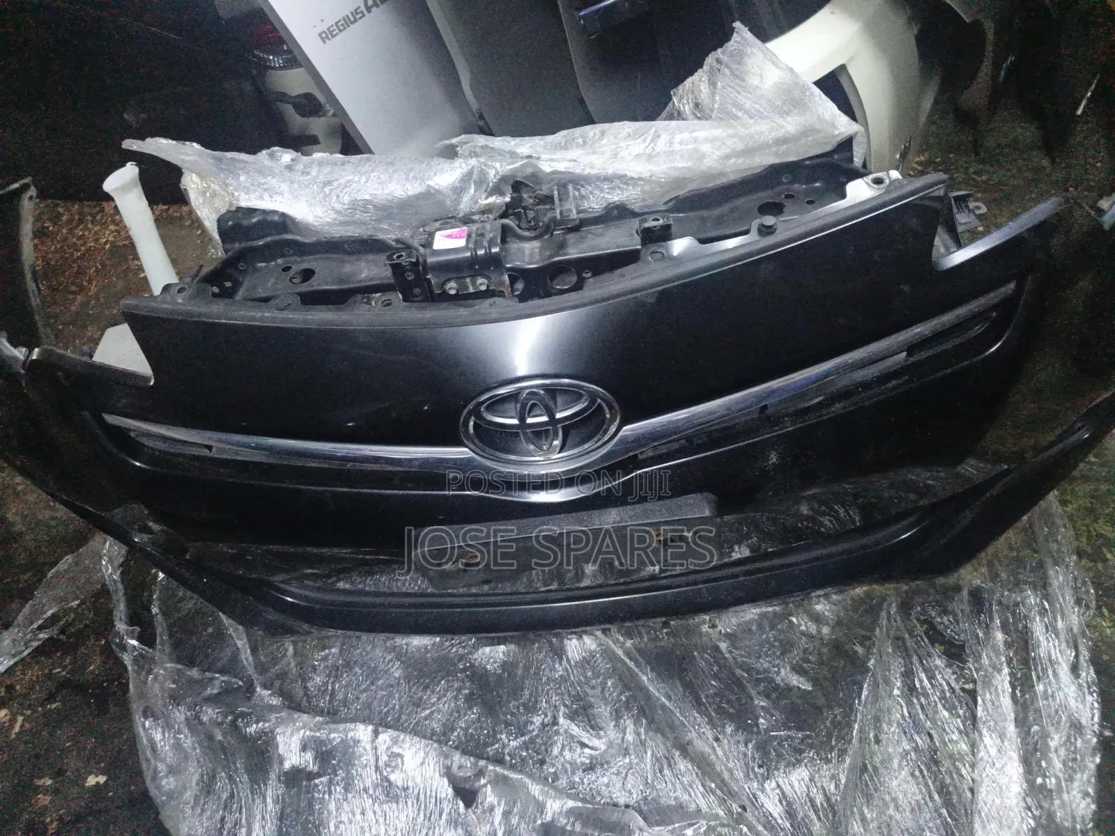 Toyota Ractis Nosecut