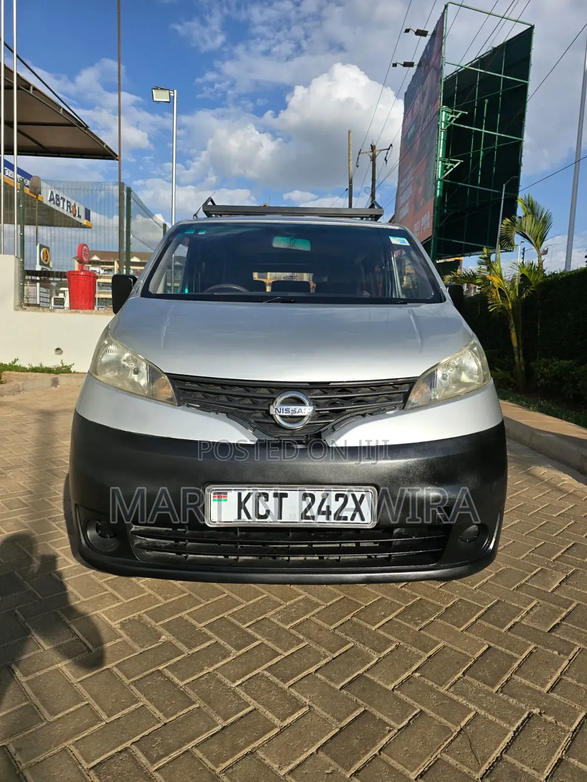 Nissan NV200 2011 Silver