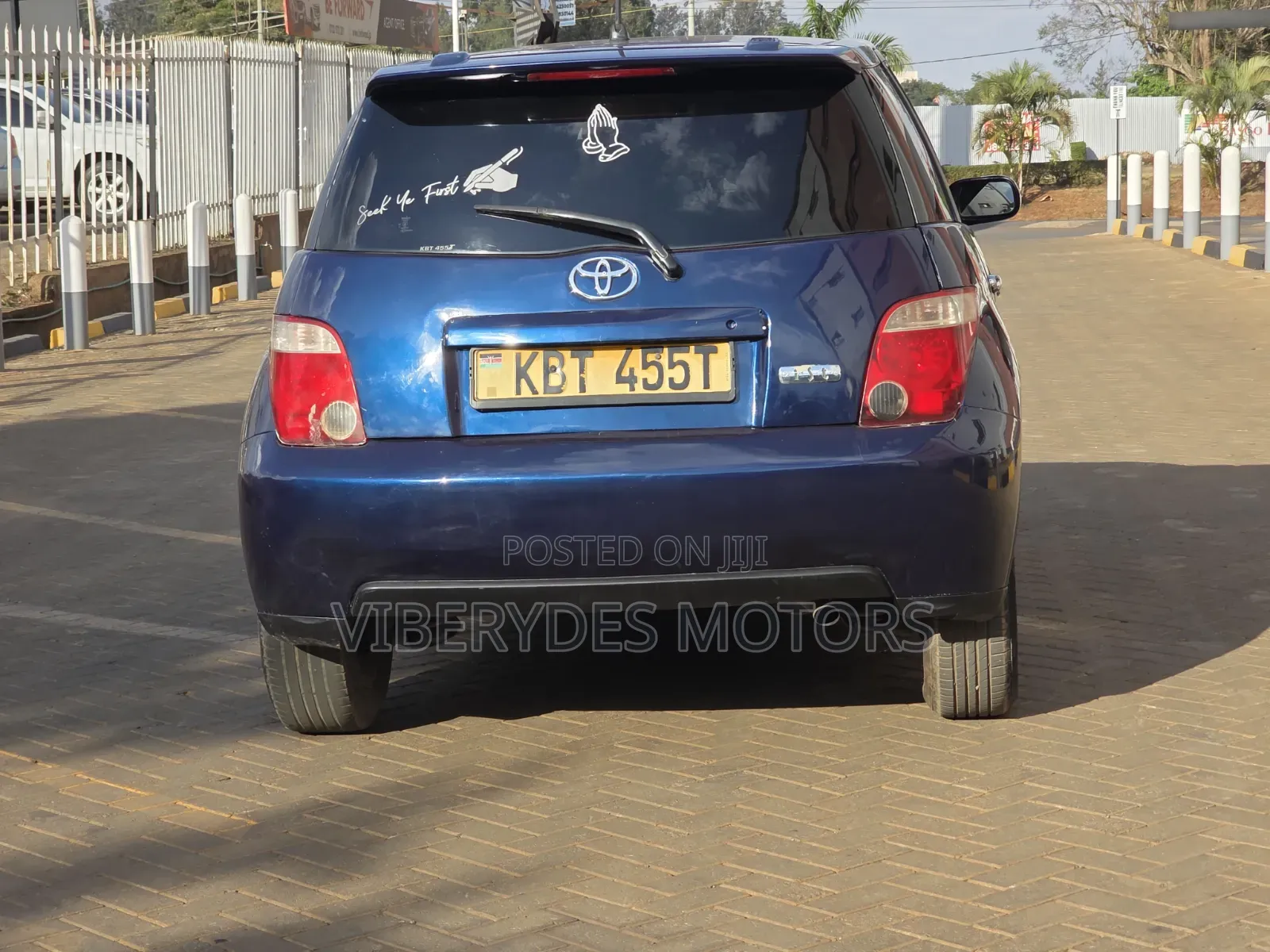 Toyota IST 2005 Blue