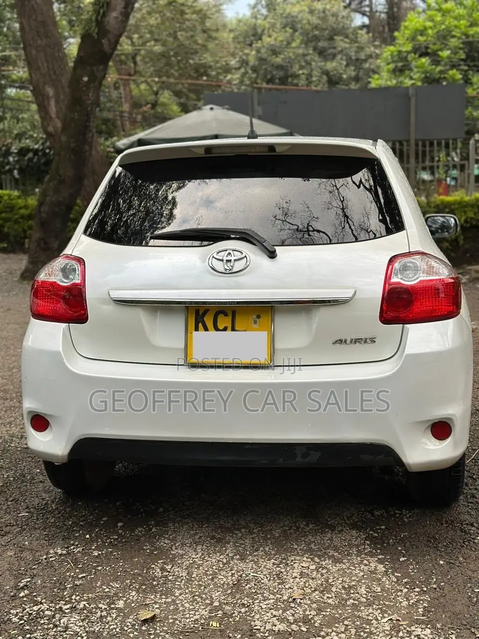 Toyota Auris 2010 White