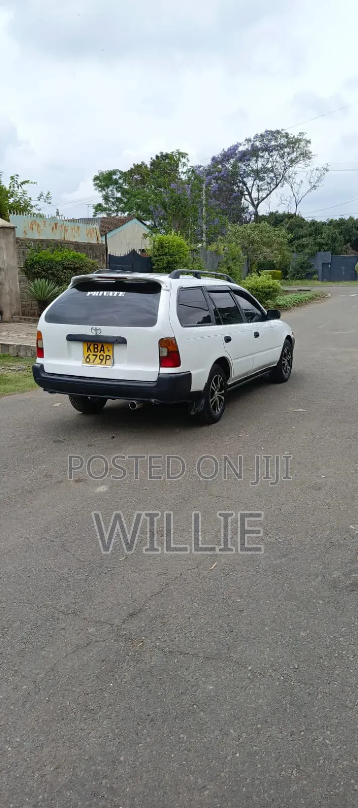 Toyota Corolla 2001 White