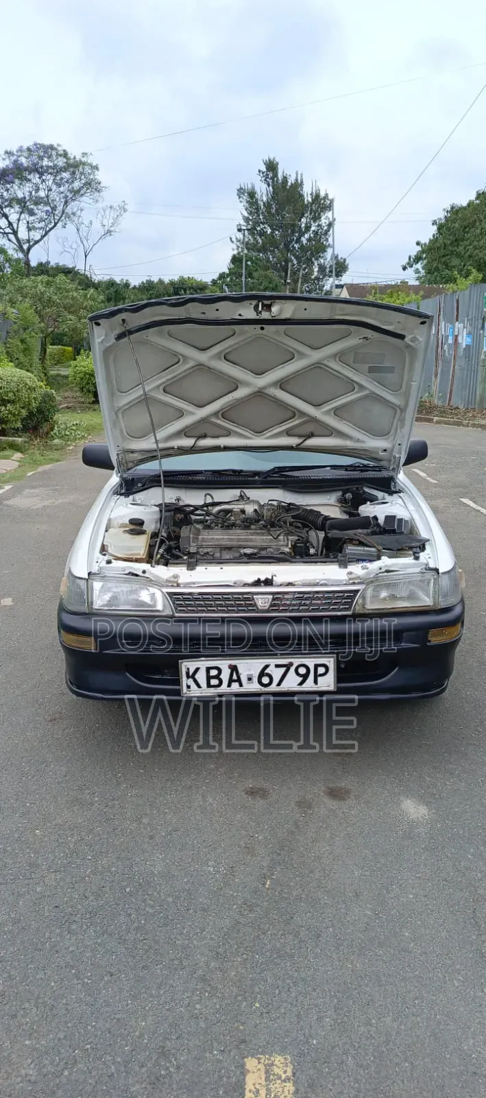 Toyota Corolla 2001 White