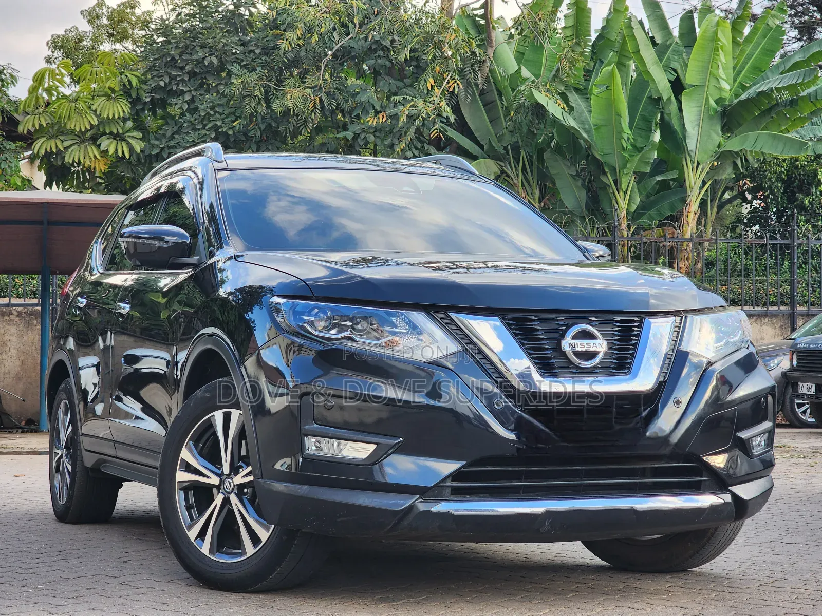 Nissan X-Trail 2.5 Petrol AWD 2018 Black
