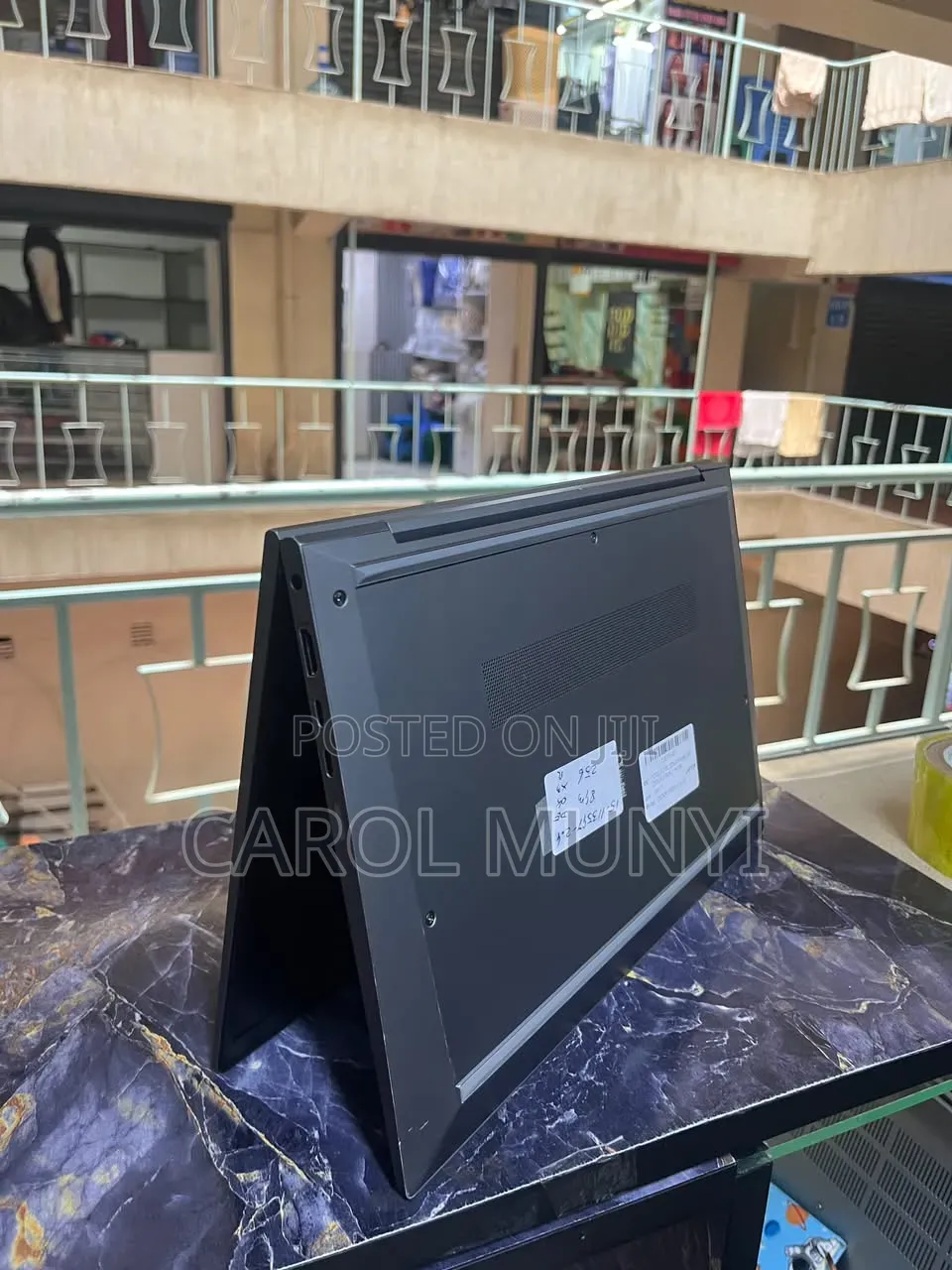 New Laptop HP ZBook Firefly 14 G7 8GB Intel Core i5 SSD 256GB