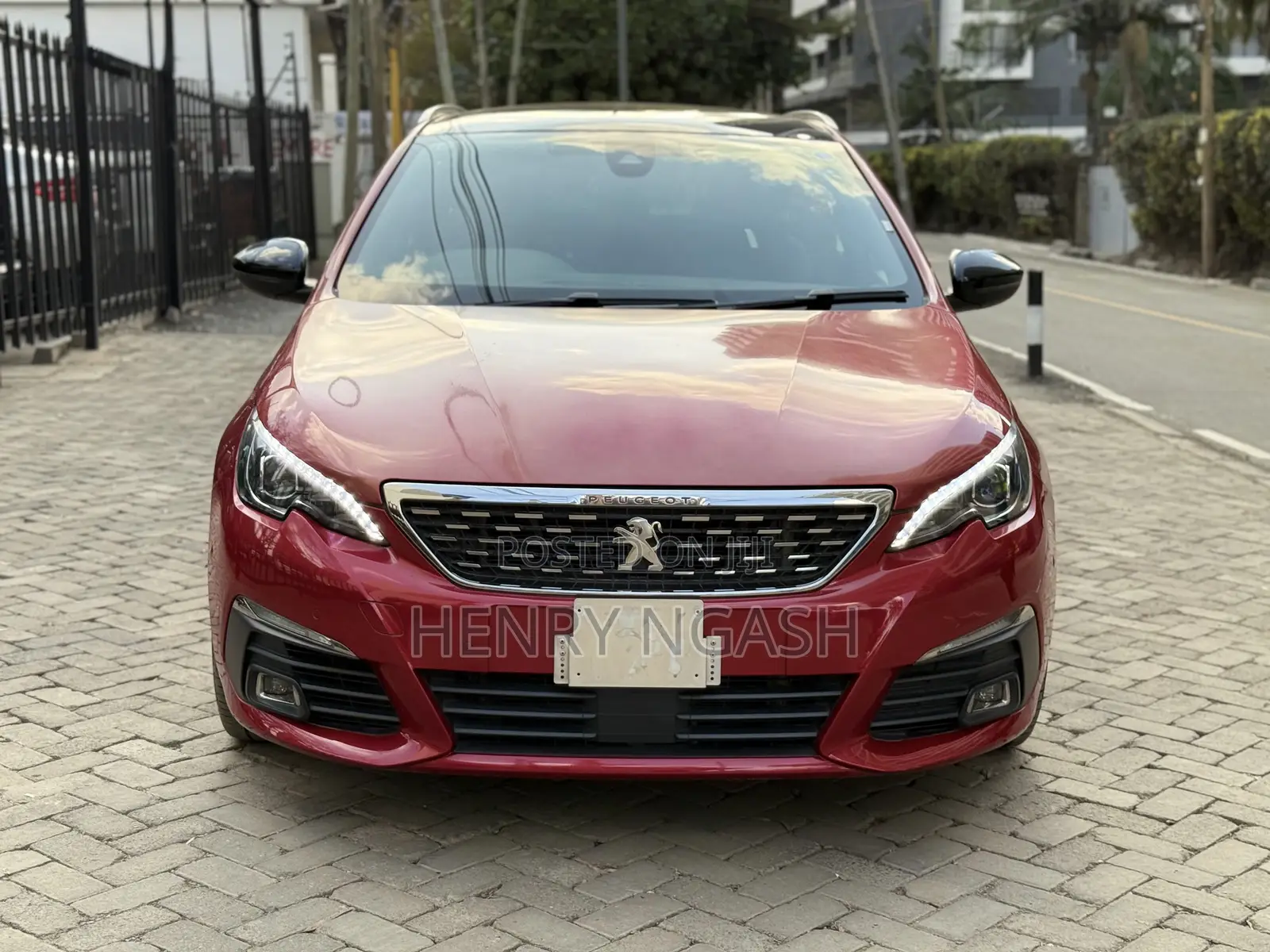 Peugeot 308 2019 Red