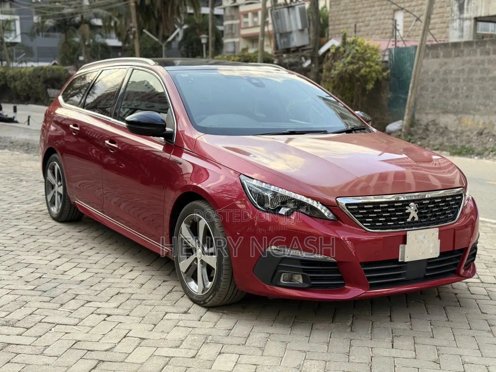 Peugeot 308 2019 Red