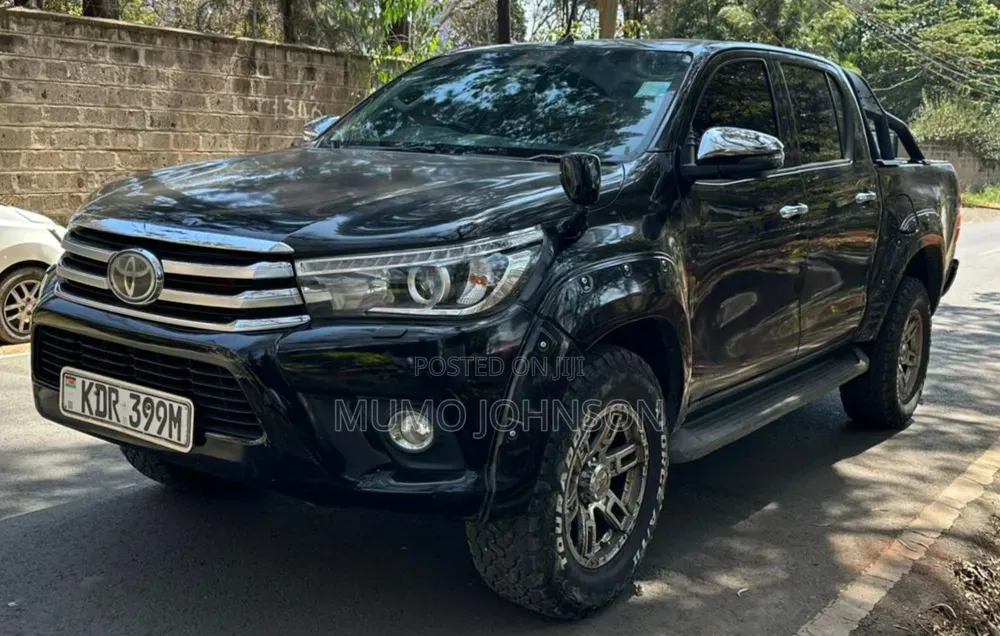 Toyota Hilux Revo Double Cab Deisel 2.4 AWD 2018 Black
