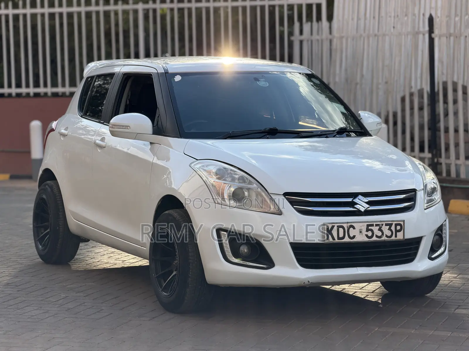 Suzuki Swift 2013 White