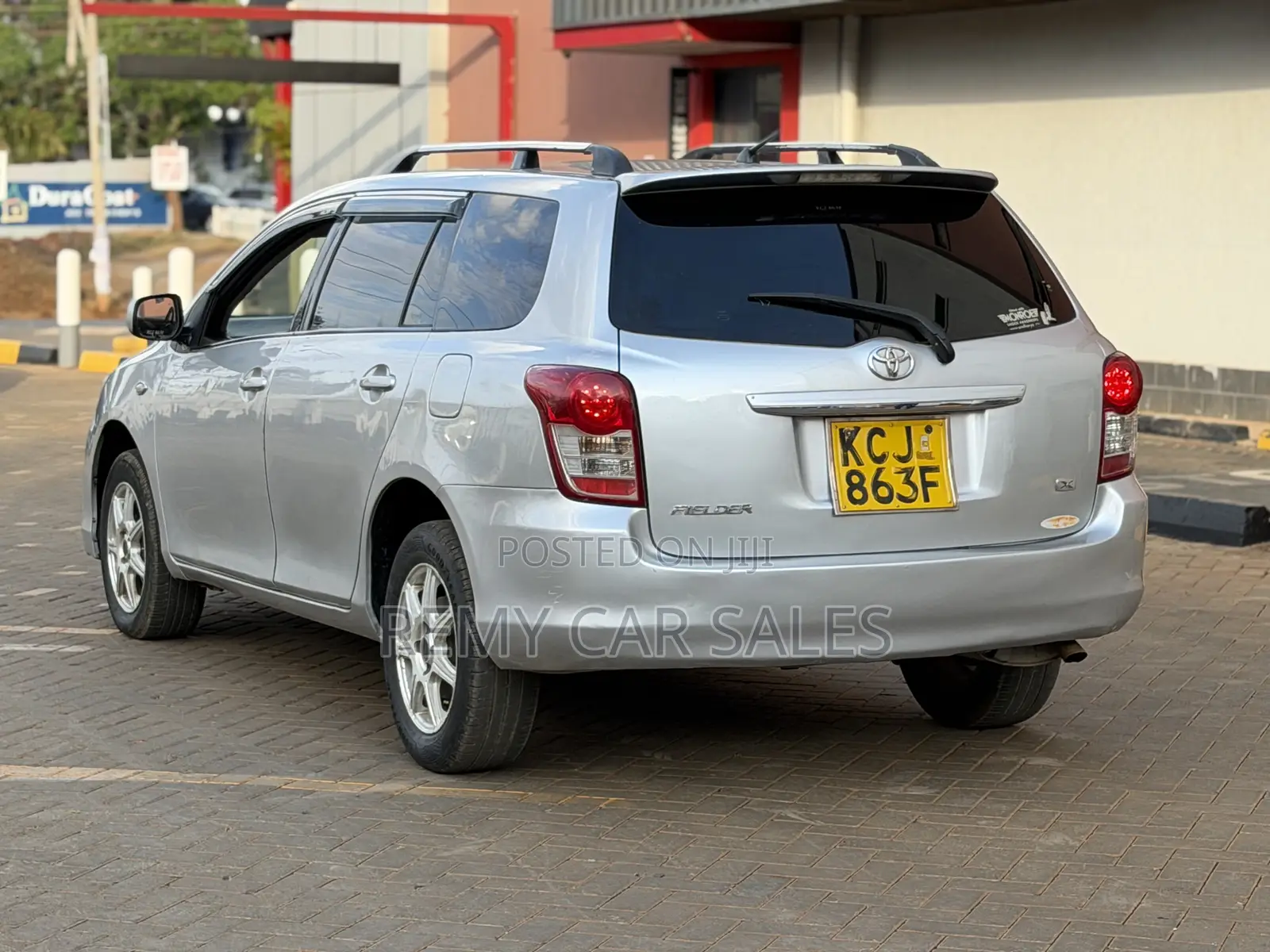 Toyota Corolla Fielder 2011 Silver