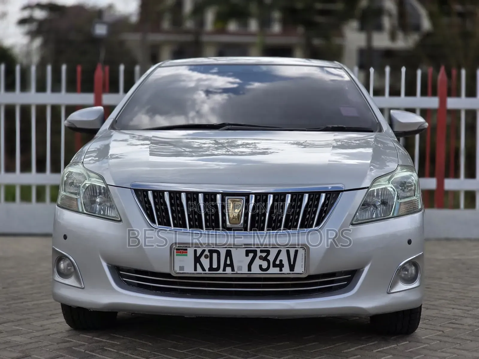 Toyota Premio 2.0 FWD 2014 Silver