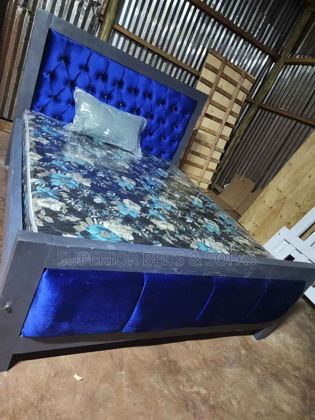 5x6 Royal Blue Tufted Mocket Bed: Pay on Delivery