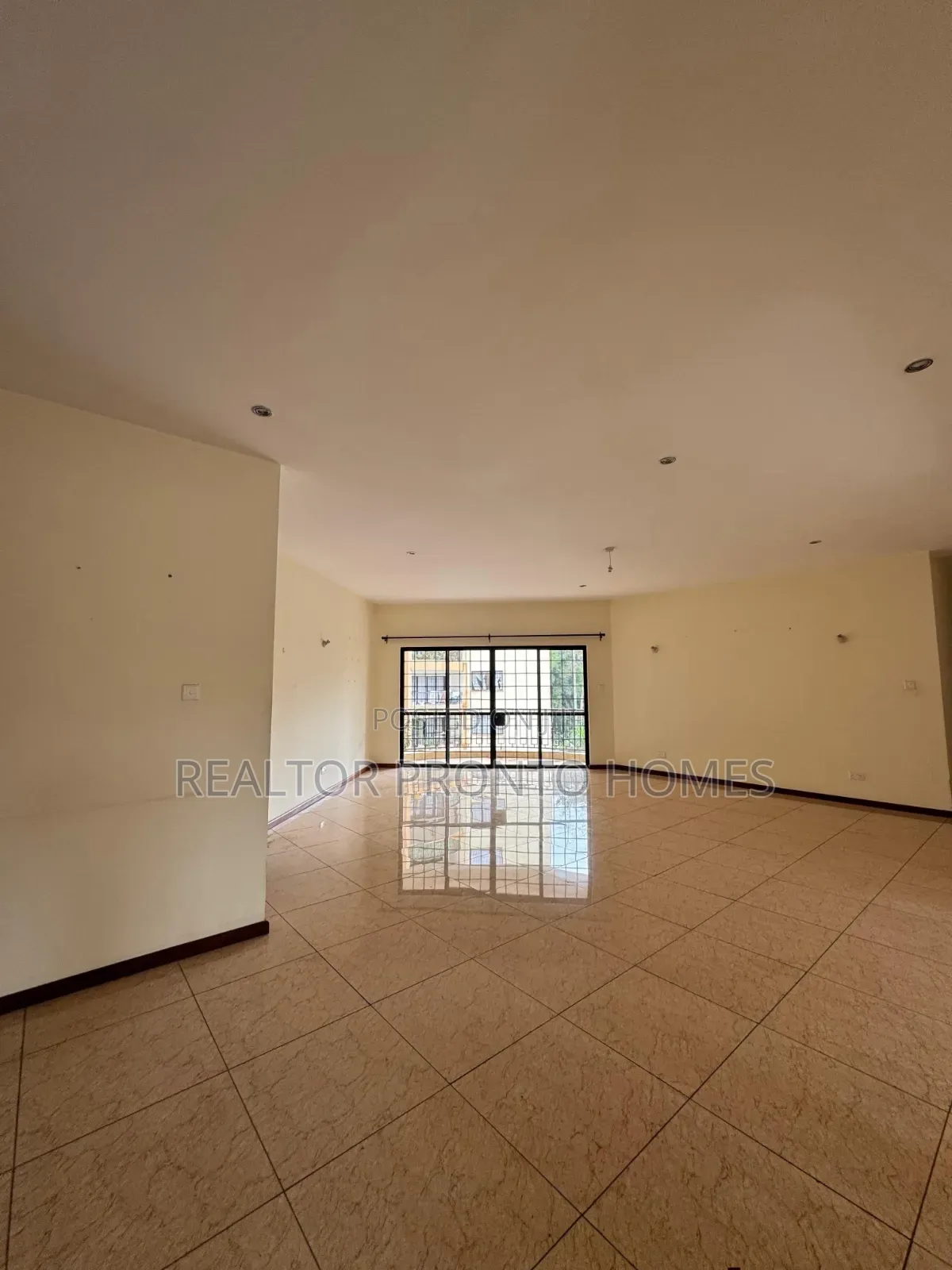 3bdrm Apartment in Riverside Drive for rent