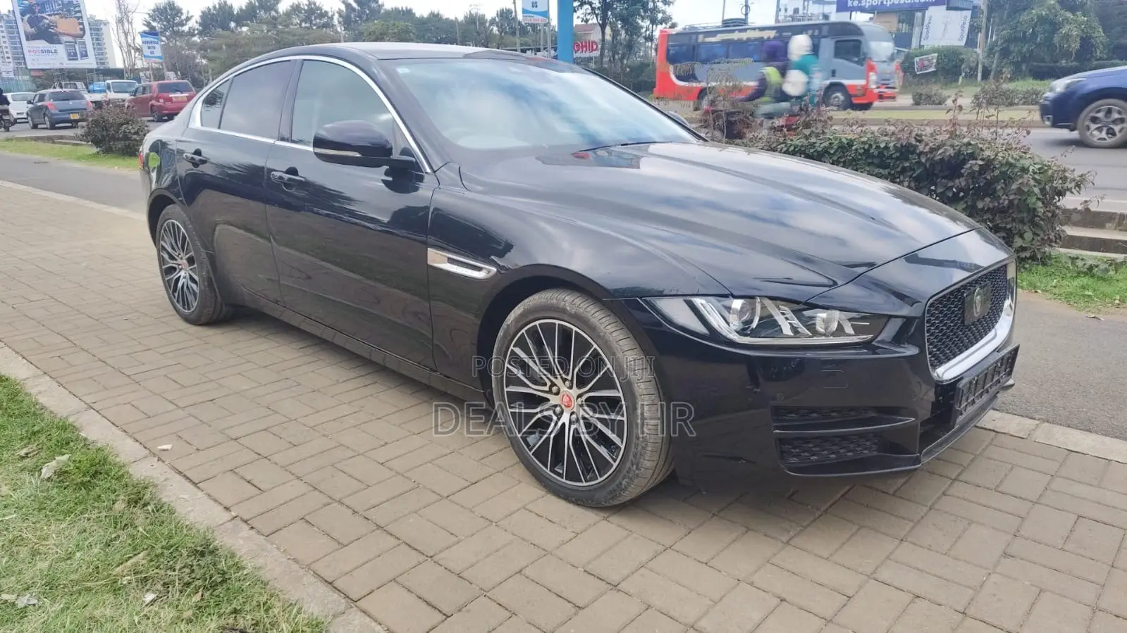 Jaguar XE S AWD 2018 Black