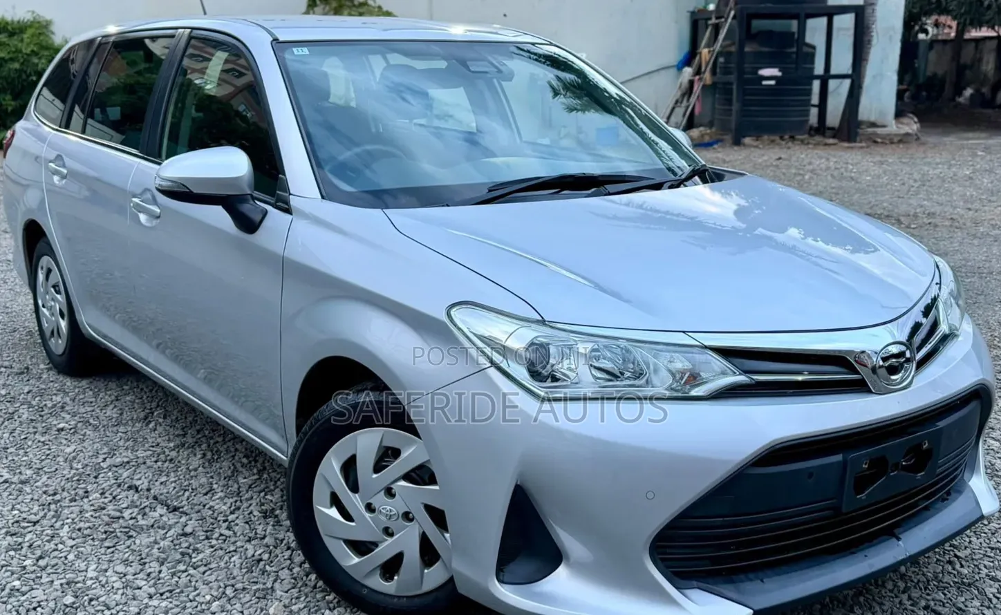 Toyota Corolla Fielder 2020 Silver