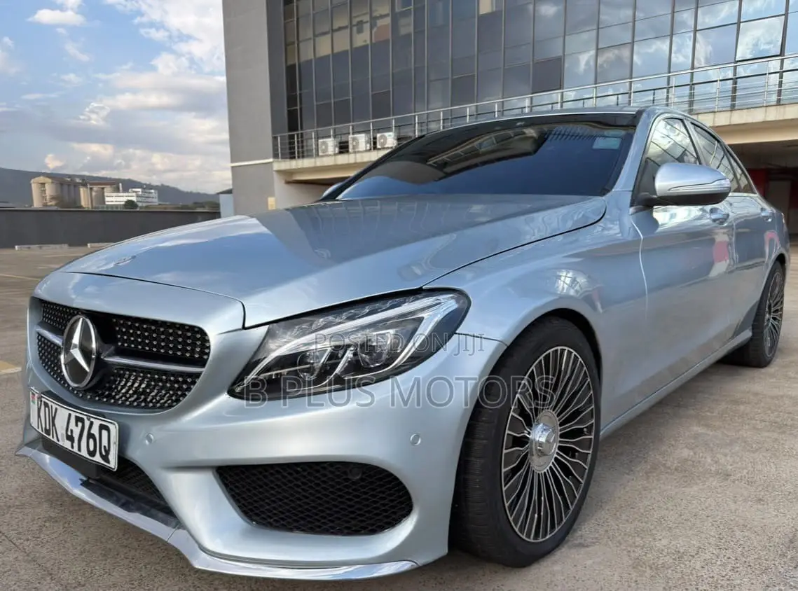 Mercedes-Benz C200 2015 Blue