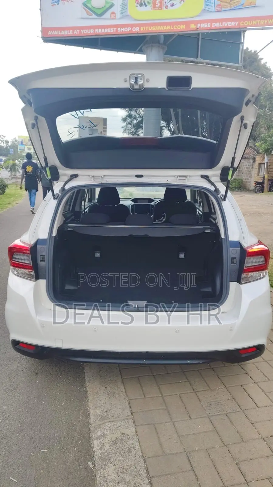 Subaru Impreza 2.0i Premium AWD Hatchback 2019 White