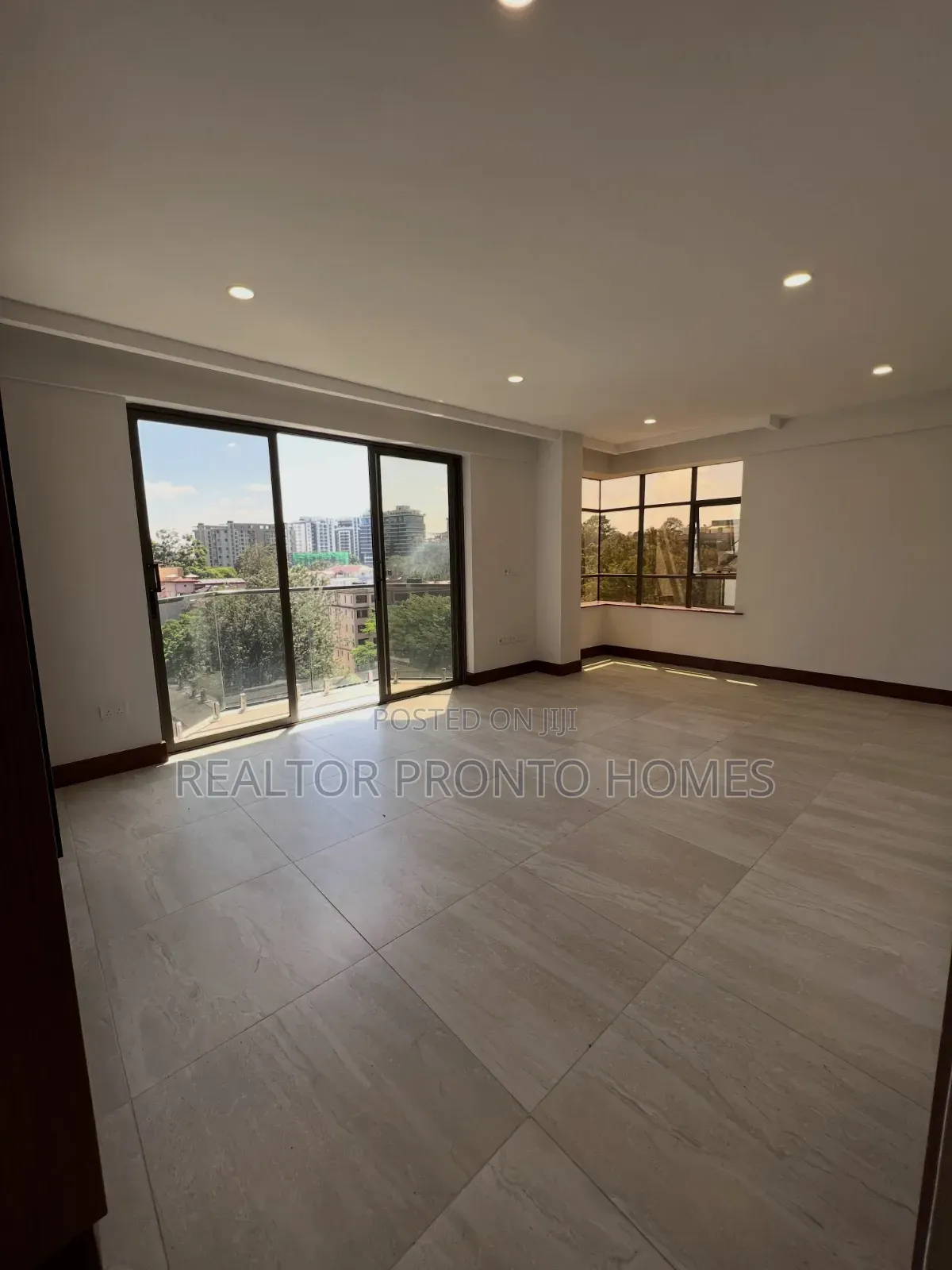 3bdrm Apartment in Westlands, Raphta Road Area for rent