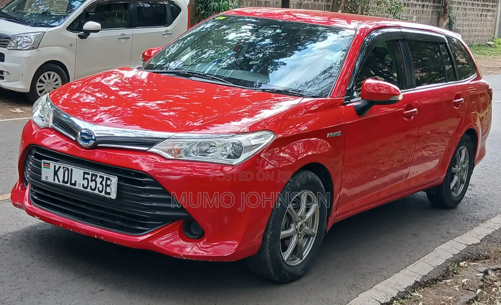 Toyota Corolla Fielder 1.5 Hybrid FWD 2016 Red