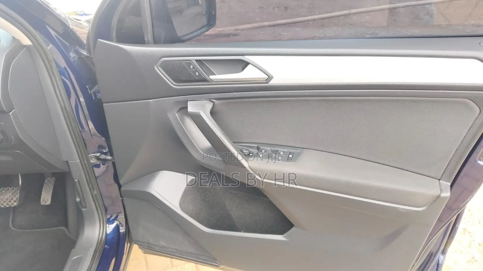Volkswagen Golf 2022 Blue